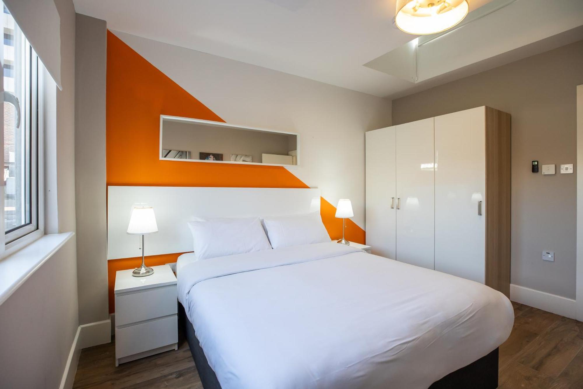 Temple Bar Crown Square Apartments — Photos 2